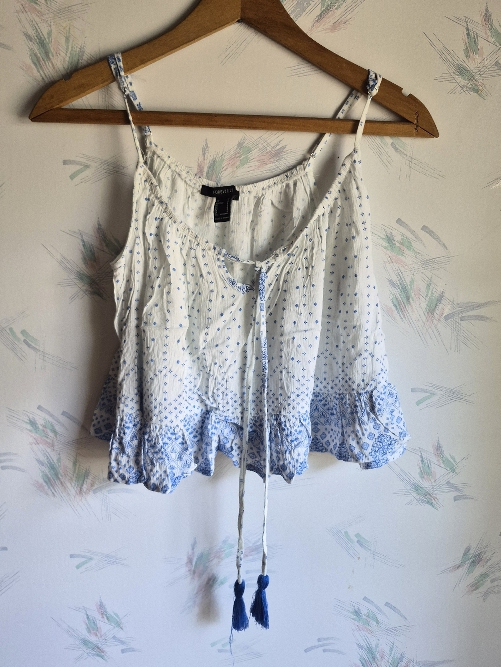 Forever 21 White Blue Flowy Tank Top Small